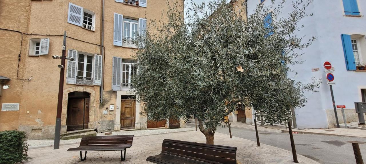 Le Rocher Appartement Cotignac Exteriér fotografie